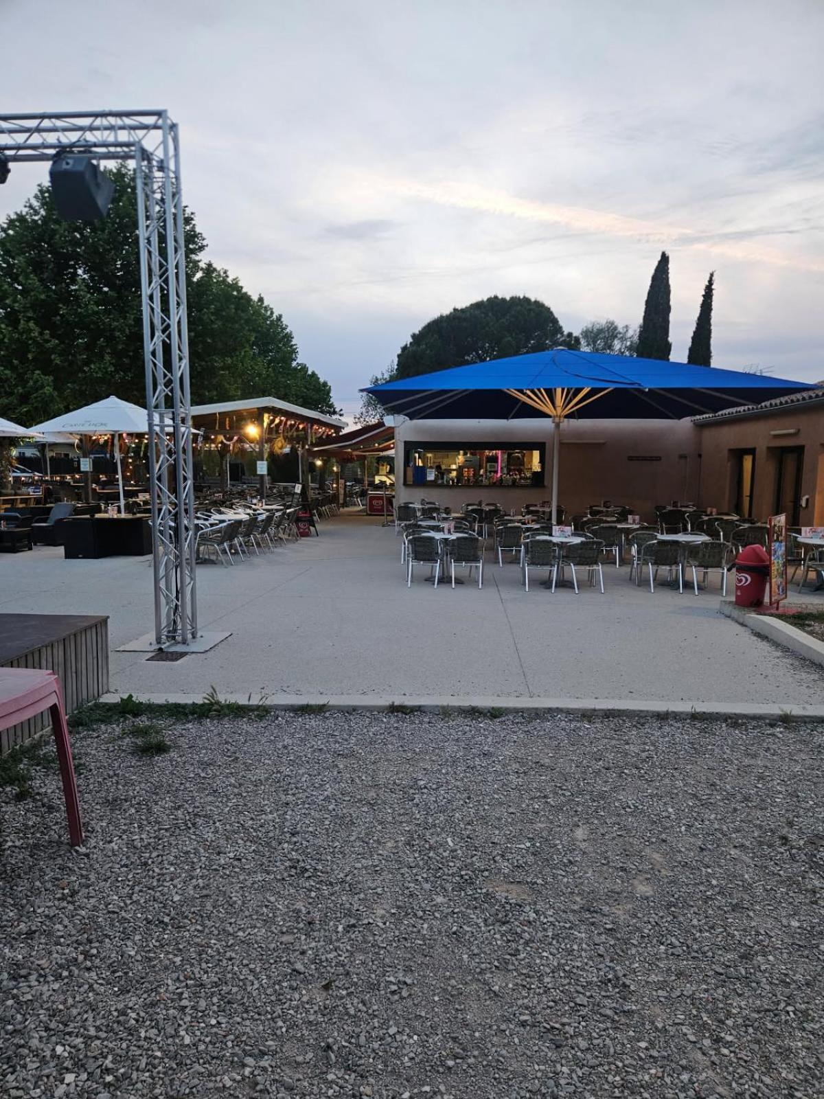 Mobil-Home 6 Personnes Cadenet Esterno foto