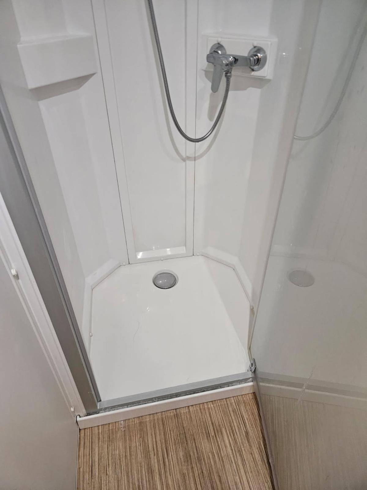 Mobil-Home 6 Personnes Cadenet Esterno foto
