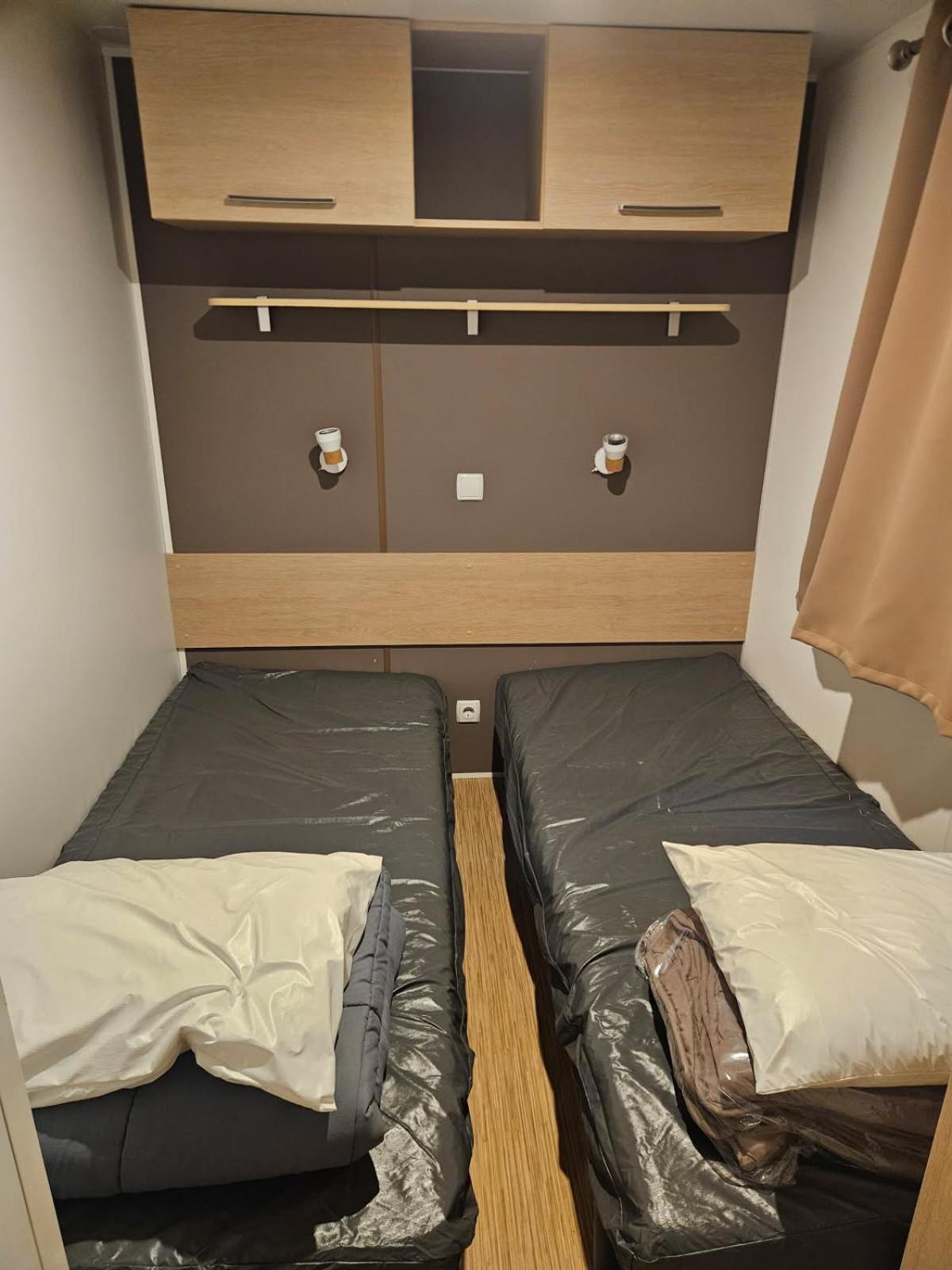 Mobil-Home 6 Personnes Cadenet Esterno foto
